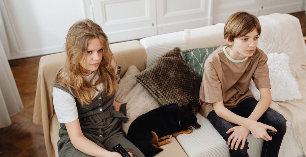 ¿Qué programas de televisión no deberían ver mis hijos?